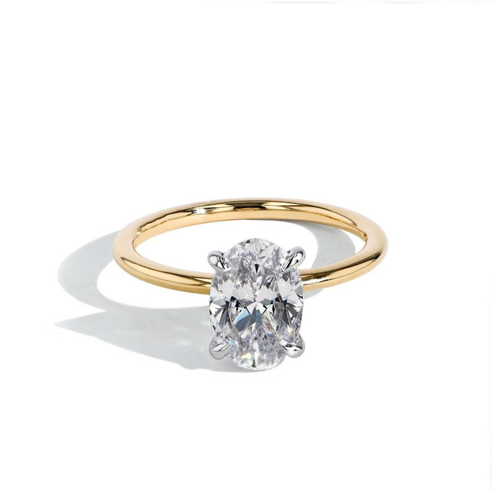 1Ct - 7x5 mm Oval Moissanite Ring 14k Gold